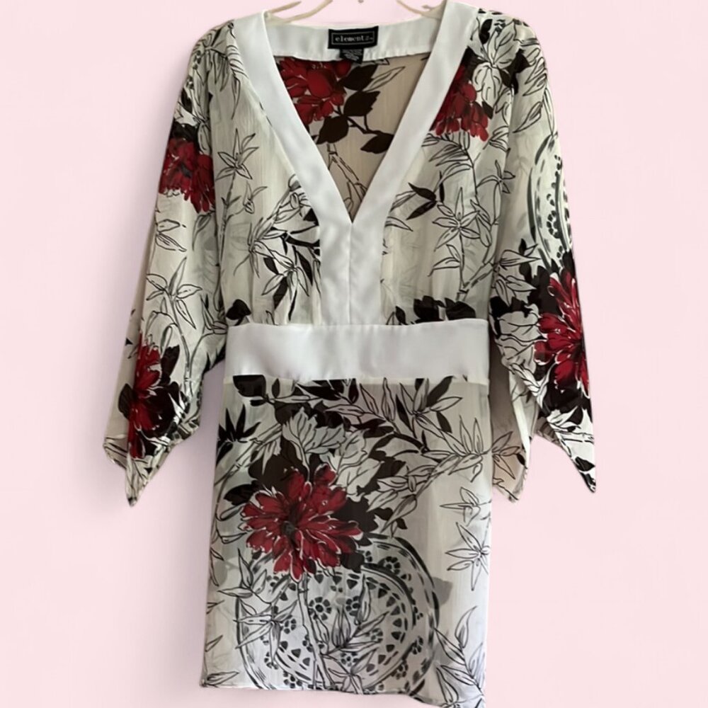Vintage Y2K Early 2000s Sheer, Floral Kimono Style V-Neck Pullover Top